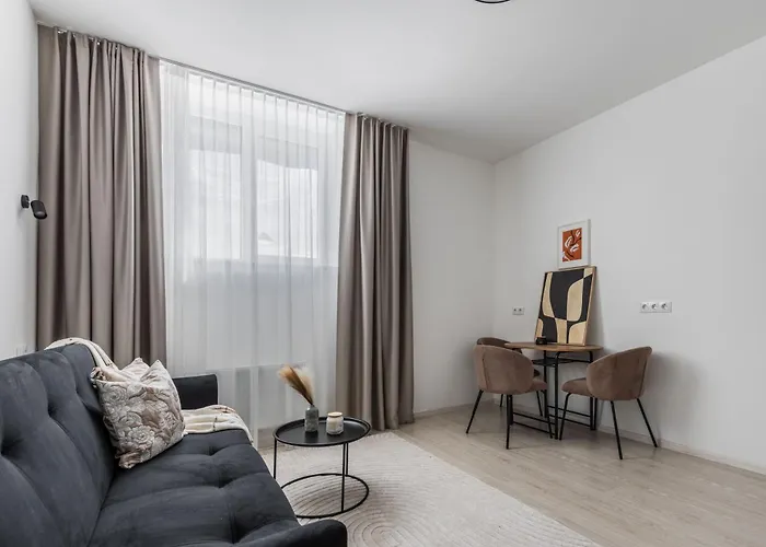 Fox Rock - Self Check In 빌뉴스